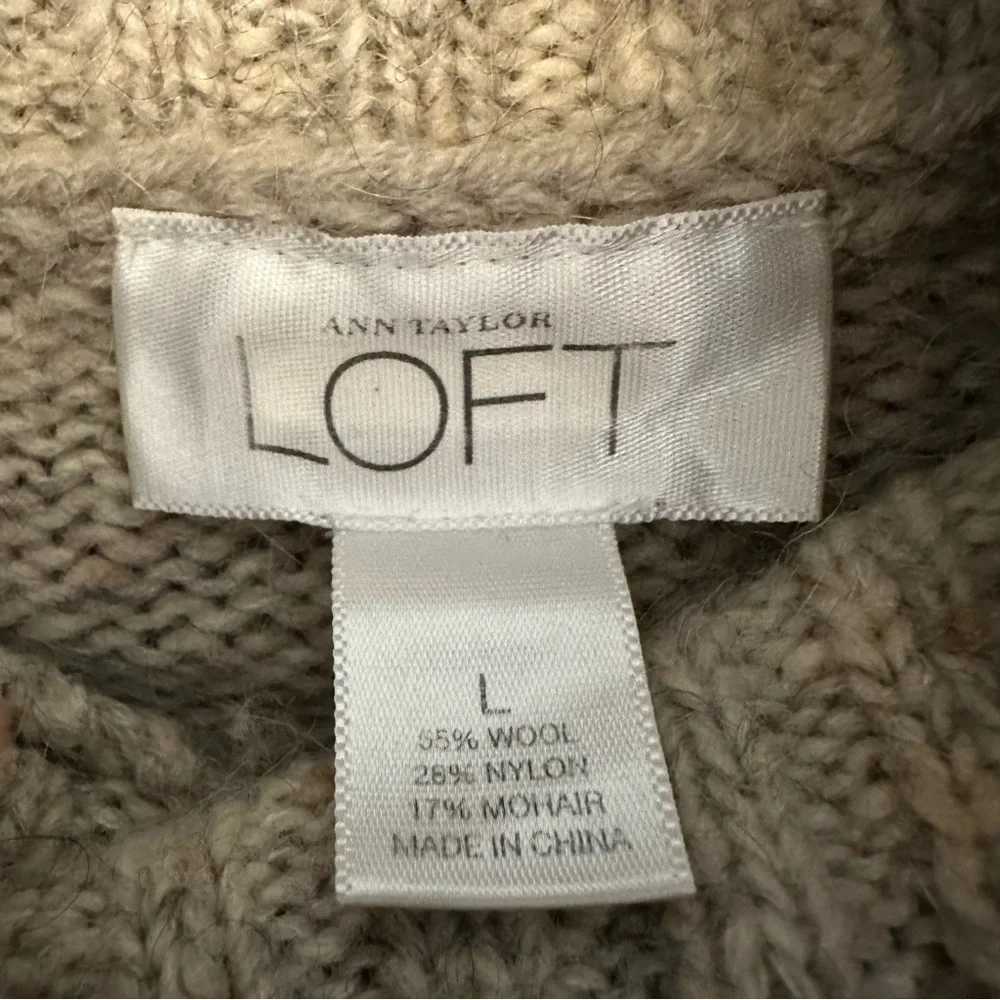 Ann Taylor LOFT Wool Mohair Beige Turtleneck Sweater Size Large - Picture 6 of 8